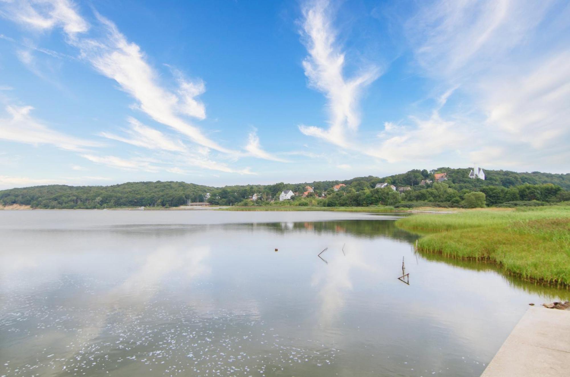 Ferienwohnung Mit Balkon Und Meerblick - Ferienresidenz Zwei Bodden Fewo 1-4 Lietzow Eksteriør billede